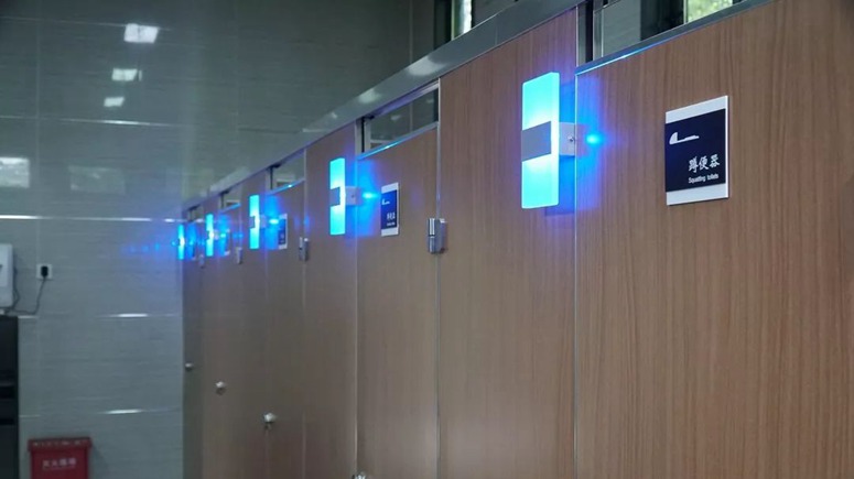 新疆衛(wèi)移動廁所內(nèi)部 新疆衛(wèi)移動廁所內(nèi)部